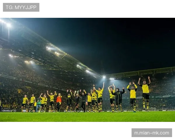 多特蒙德4-1大胜毕尔巴鄂,吉拉西助攻折射入网 多特蒙德4-1大胜毕尔巴鄂,吉拉西助攻折射入网