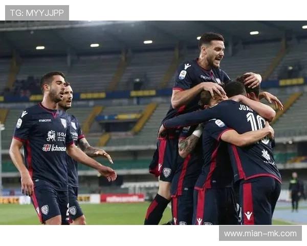 罗马遭遇伤病潮与停赛危机，客场残阵出击莱切